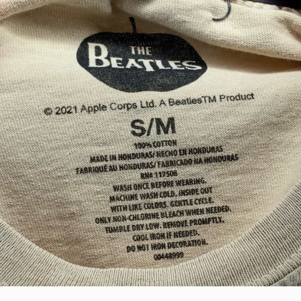 NWT Men's The Beatles Abbey Road Graphic Tee - Picture 2 of 3